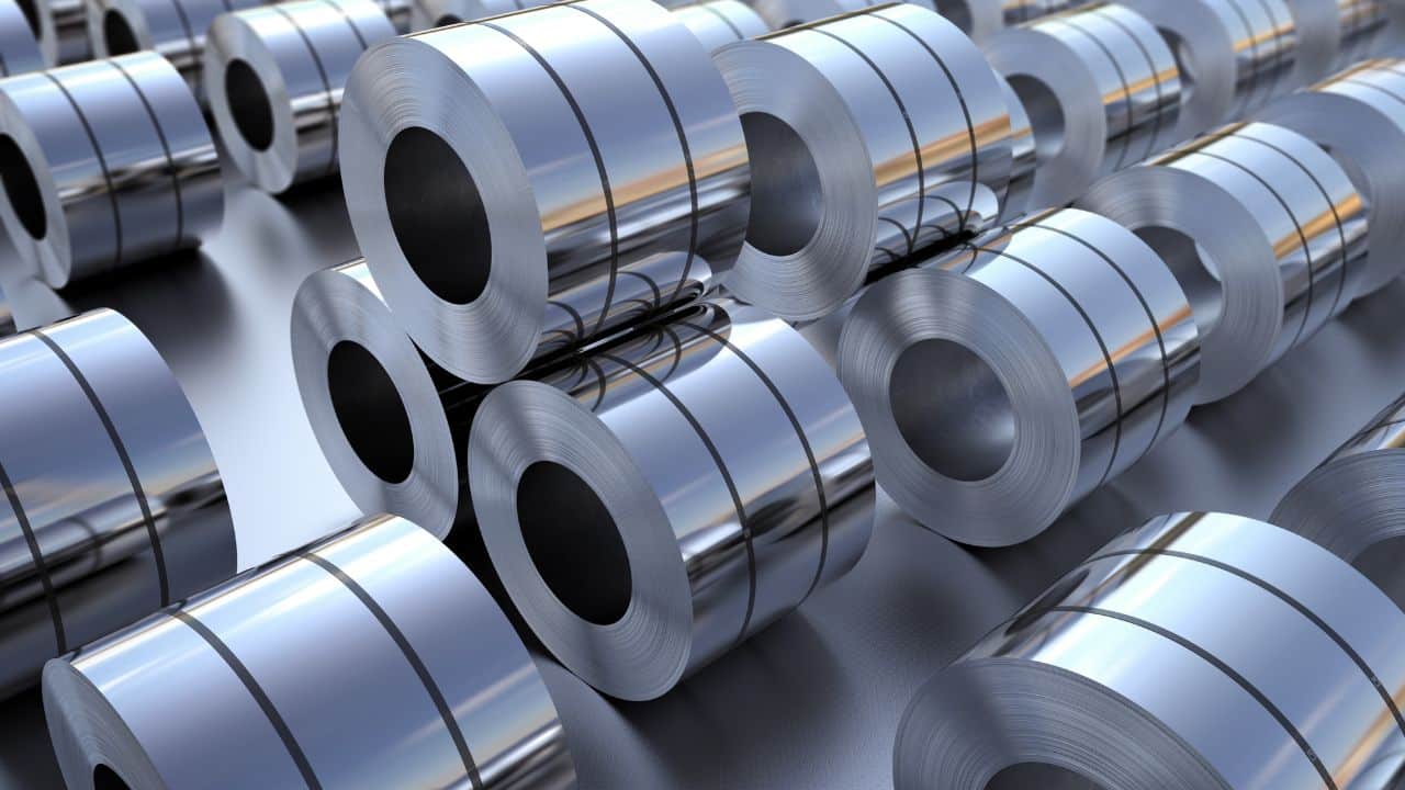 How Sustainable Steel Producers Reduce Carbon Impact