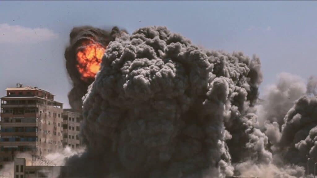 Israeli Ground Offensive Begins in Gaza City