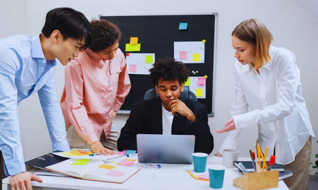 Overcooked Improve coordination and task prioritization