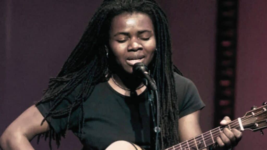 Why Did Tracy Chapman Quit Singing