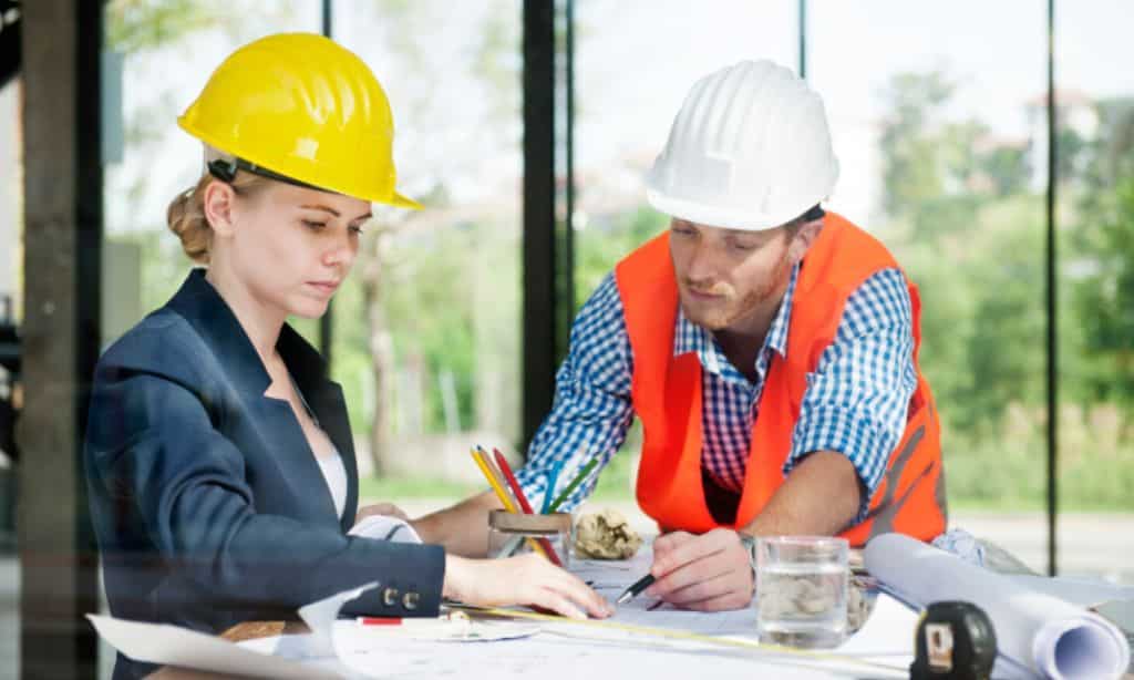 Comparing Grant Amounts and Services Offered by Contractors