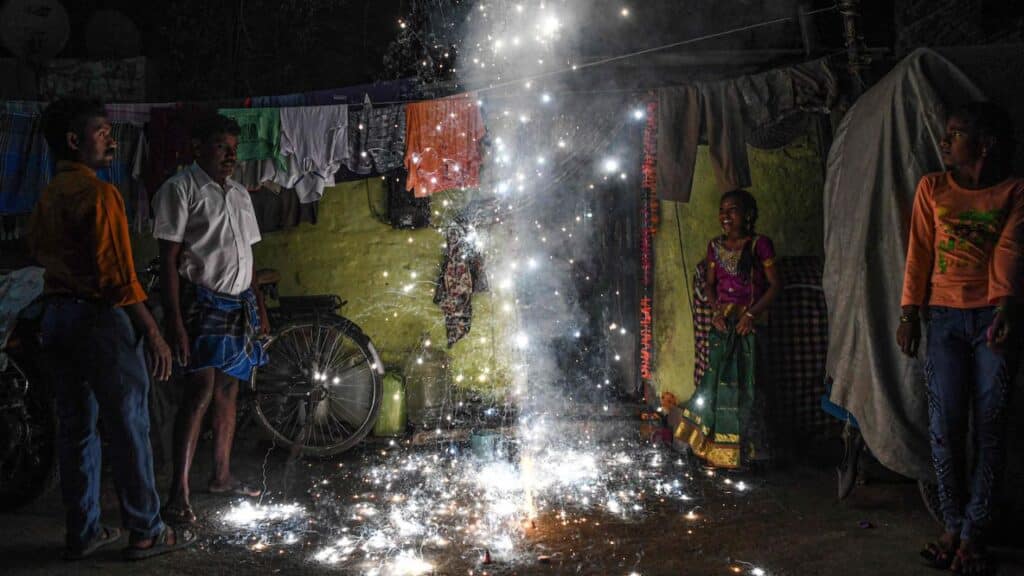 Delhi toxic haze green Diwali