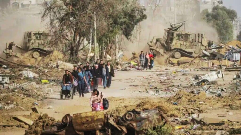 gaza ceasefire violated israeli airstrikes kill 33 hamas denies attack