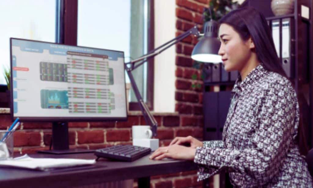 How do I monitor hosting performance effectively