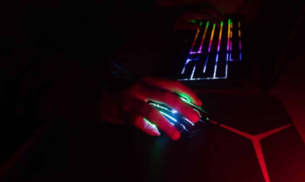How does an RGB Gaming Mouse improve gameplay