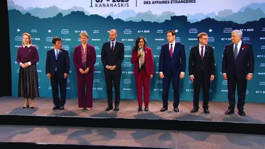 G7 trump allies division