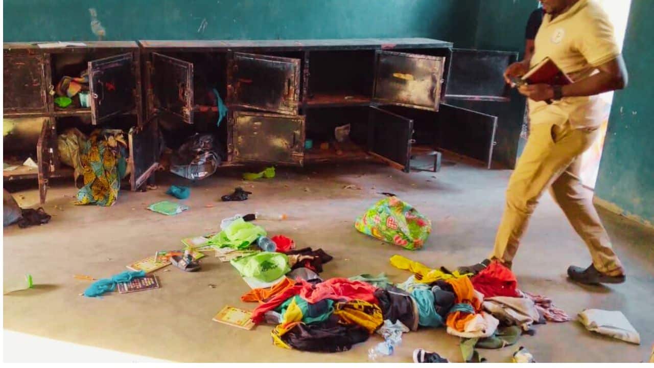 Nigerian Gunmen Kidnap 303 Students and 12 Teachers