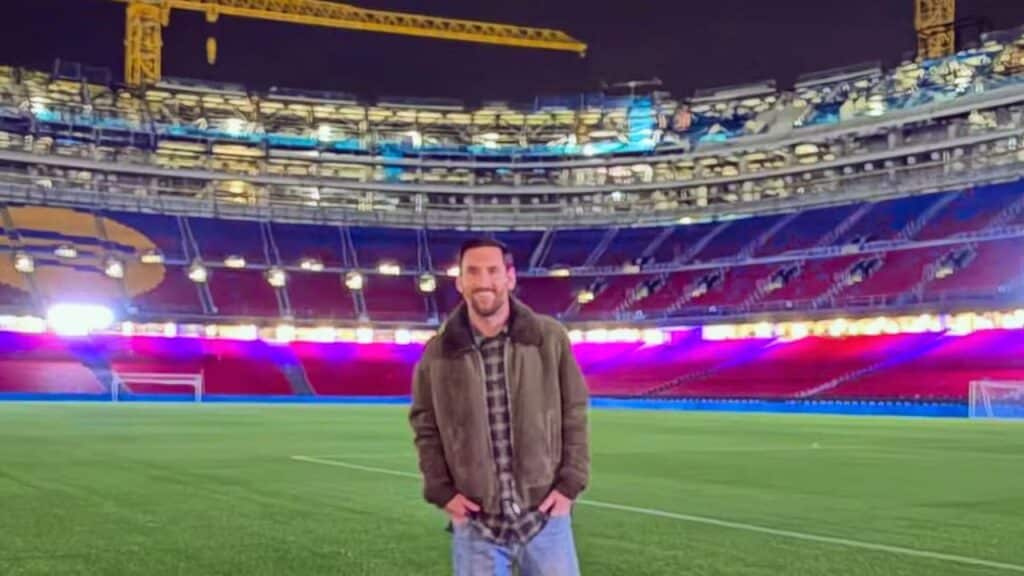 Lionel Messi Camp Nou Visit