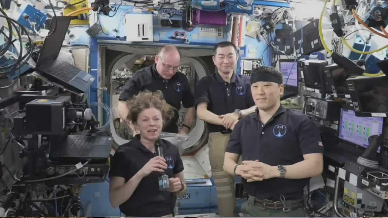 Russia Sends NASA Astronaut and Cosmonauts to ISS on Thanksgiving
