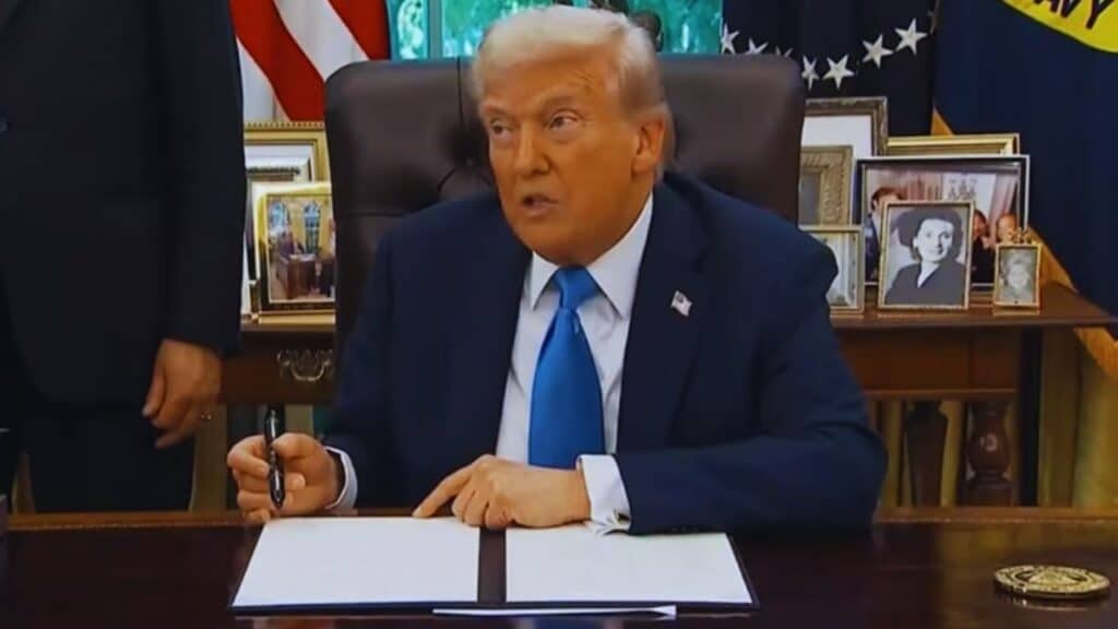 Trump Orders Review of Green Cards From 19 Countries Over Security Risks