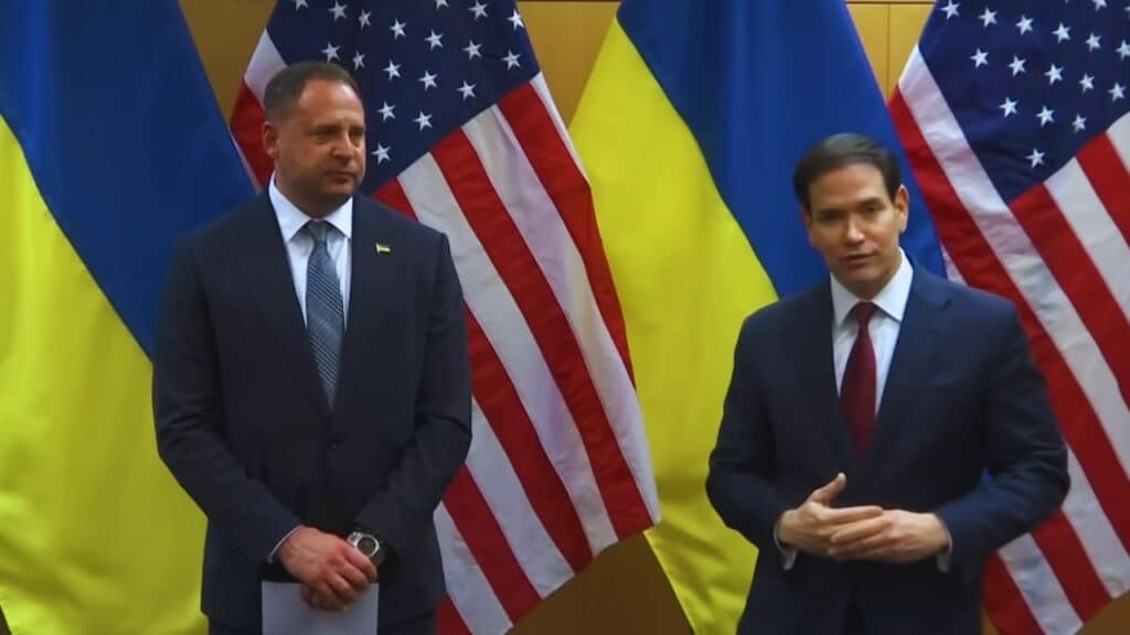Ukraine Agrees to Revised U.S. Peace Plan Amid High-Level Talks
