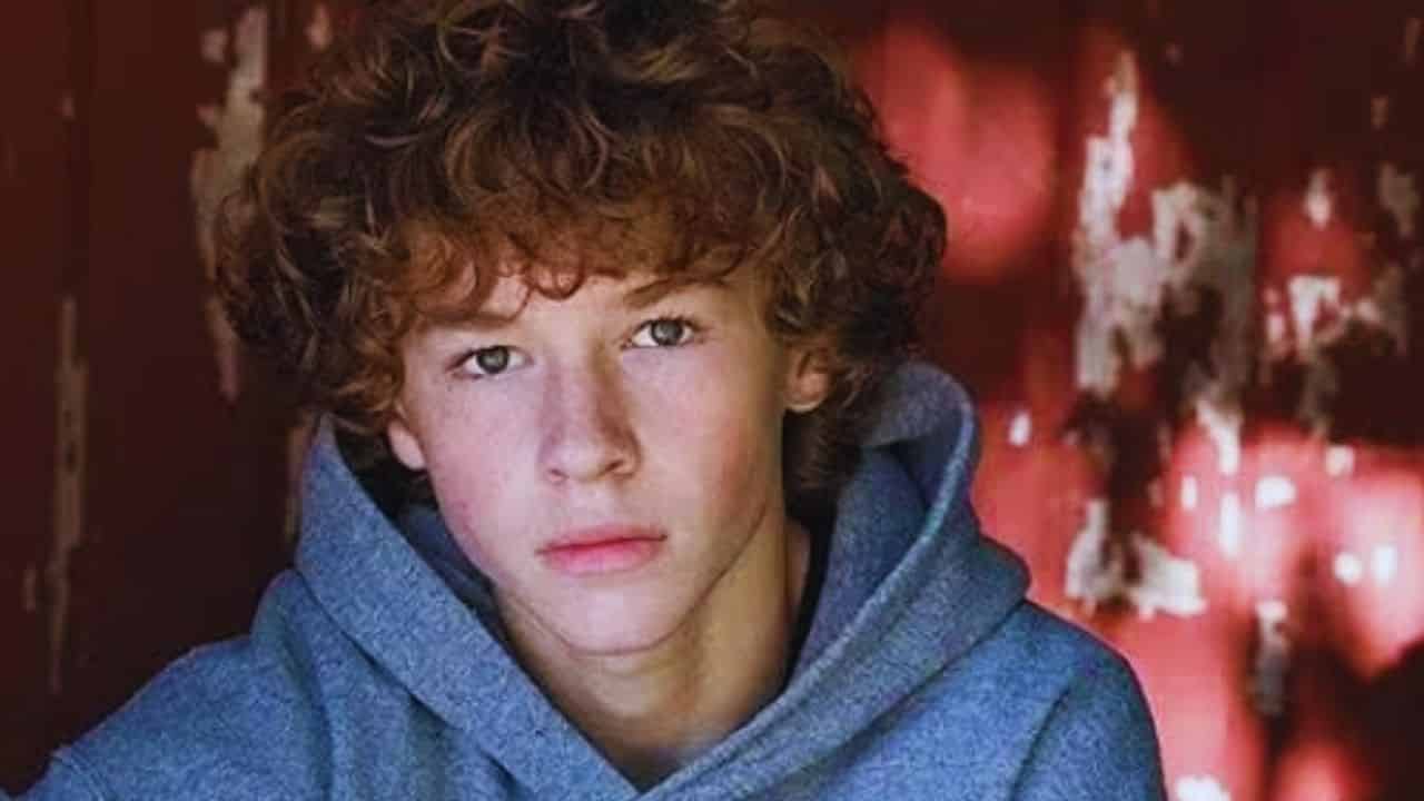 Dylan Hoffman Height