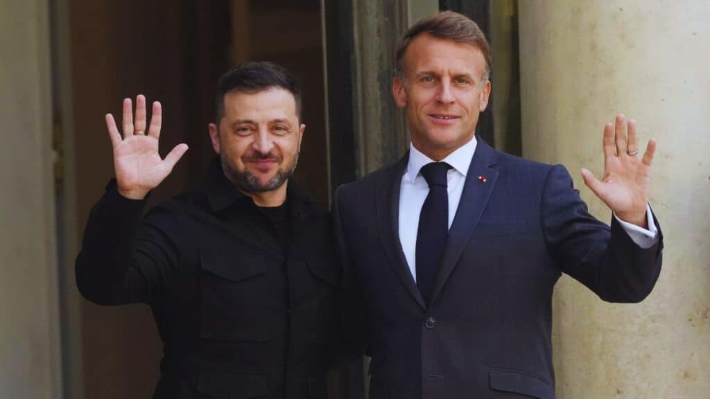 Europe Warns Zelenskyy Against Donbas Deal Without US Guarantees