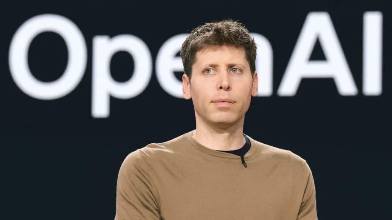 OpenAI communications chief to leave in January