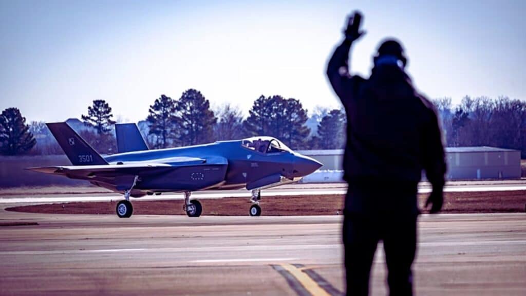 Poland Scrambles Jets Russia Strikes Ukraine