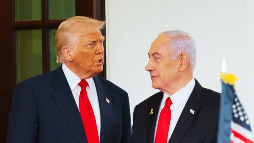 Trump warns Israeli strikes Iran nuclear weapons