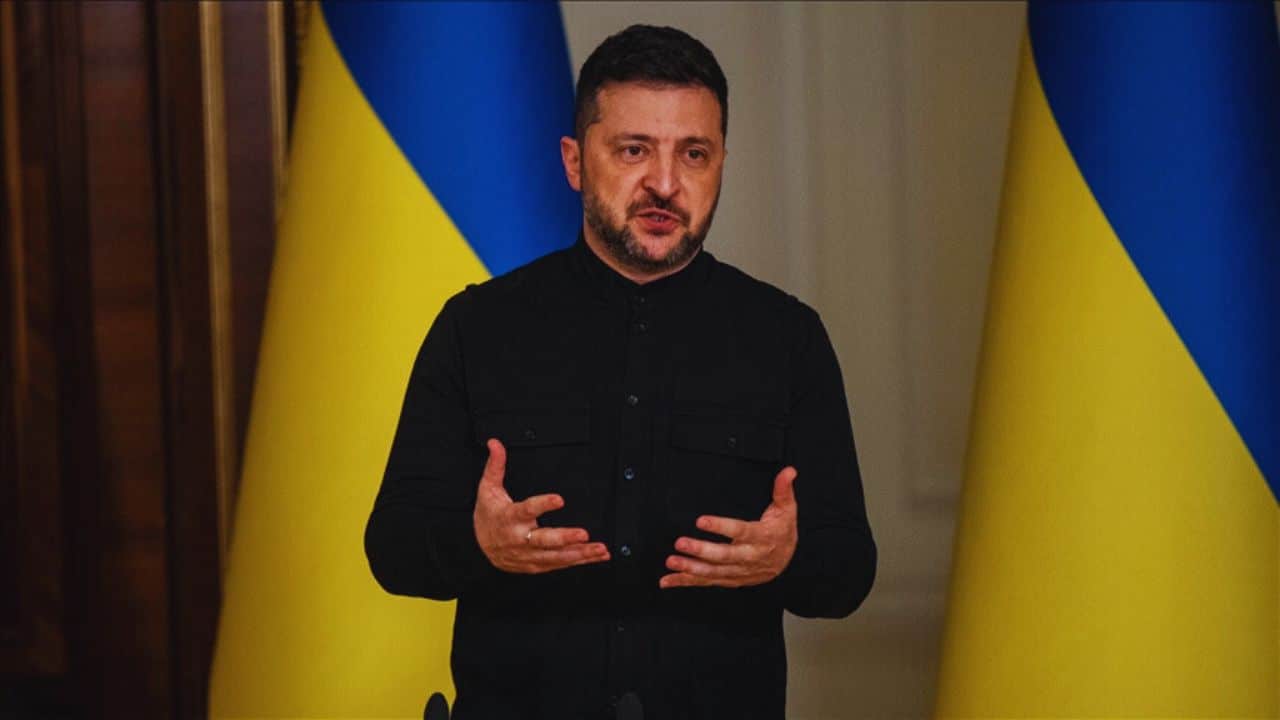 Zelenskyy Offers to Hold Ukraine Elections Within 90 Days