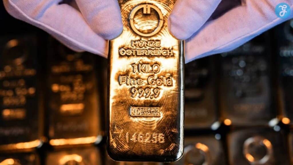 gold climbs past 4290