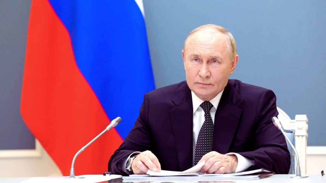 russia warns europe on troops