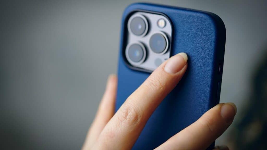 iPhone 18 delayed to 2027