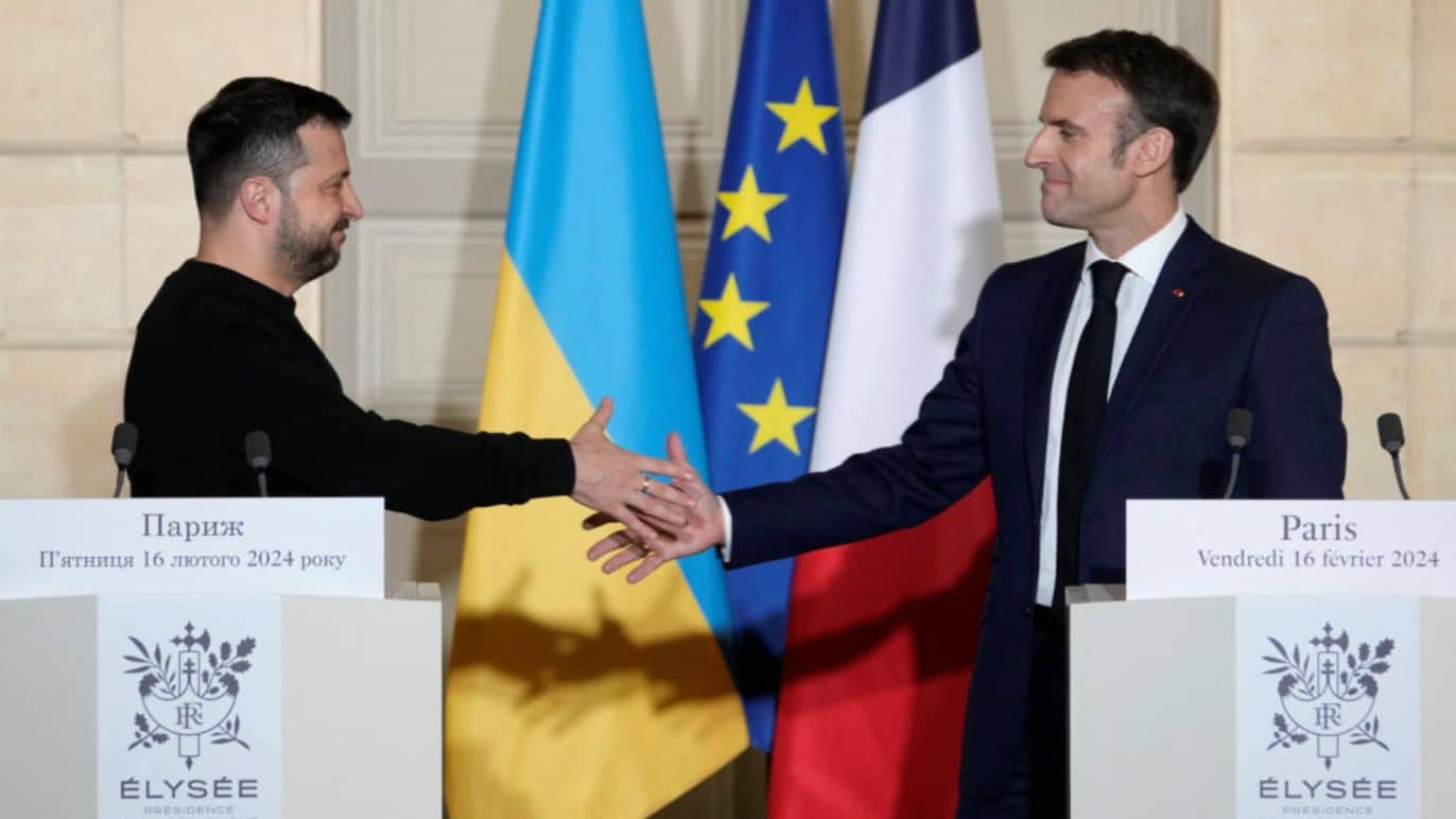 ukraine demands uk french troops